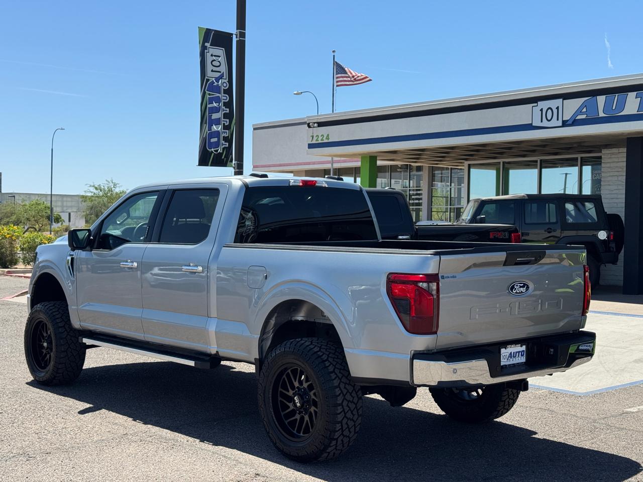 Ford F-150 XLT 4WD SuperCrew 5.5' Box 2024