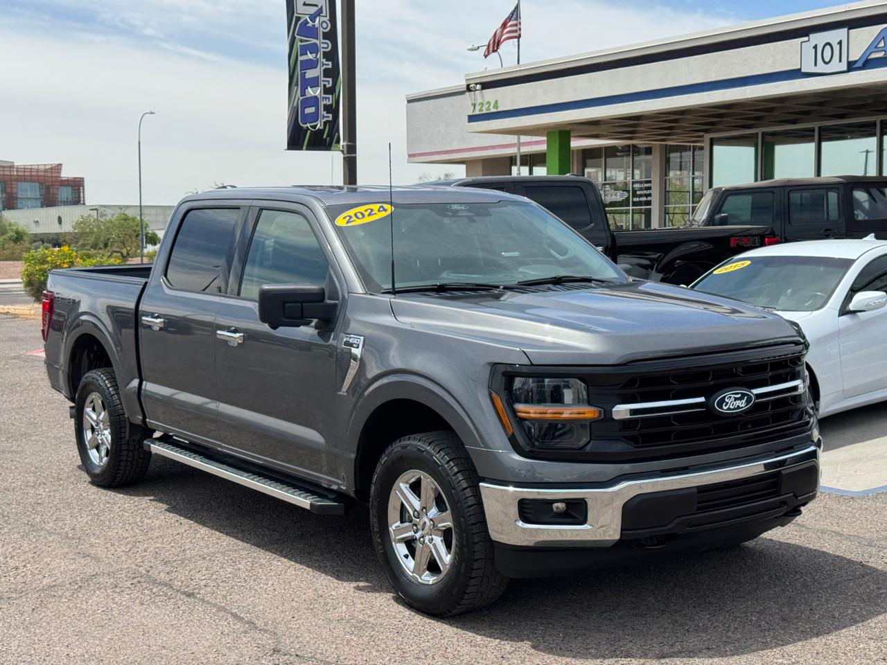 Ford F-150 XLT 4WD SuperCrew 5.5' Box 2024