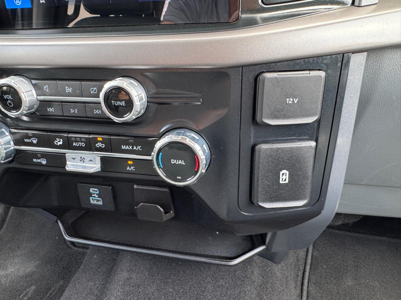 Ford F-150 XLT 4WD SuperCrew 5.5' Box 2024