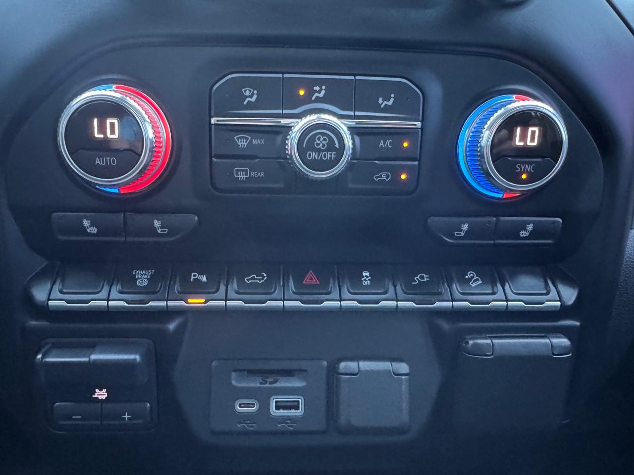 GMC Sierra 3500HD 4WD Crew Cab 159" SLE 2021