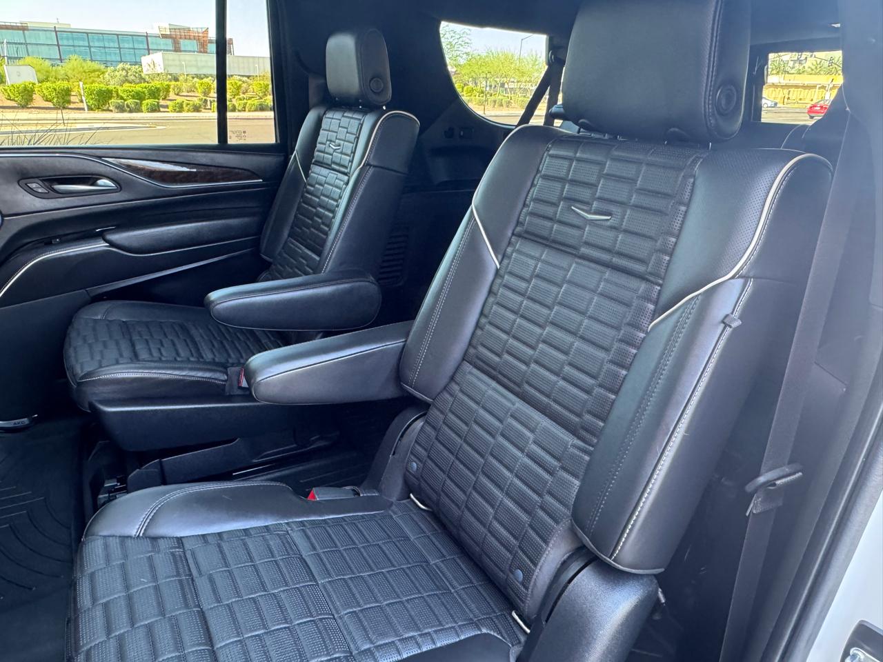 Cadillac Escalade ESV 4WD 4dr Sport Platinum 2021