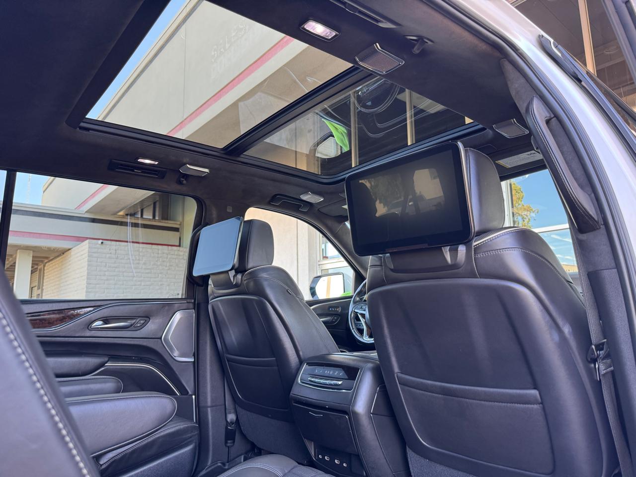 Cadillac Escalade ESV 4WD 4dr Sport Platinum 2021