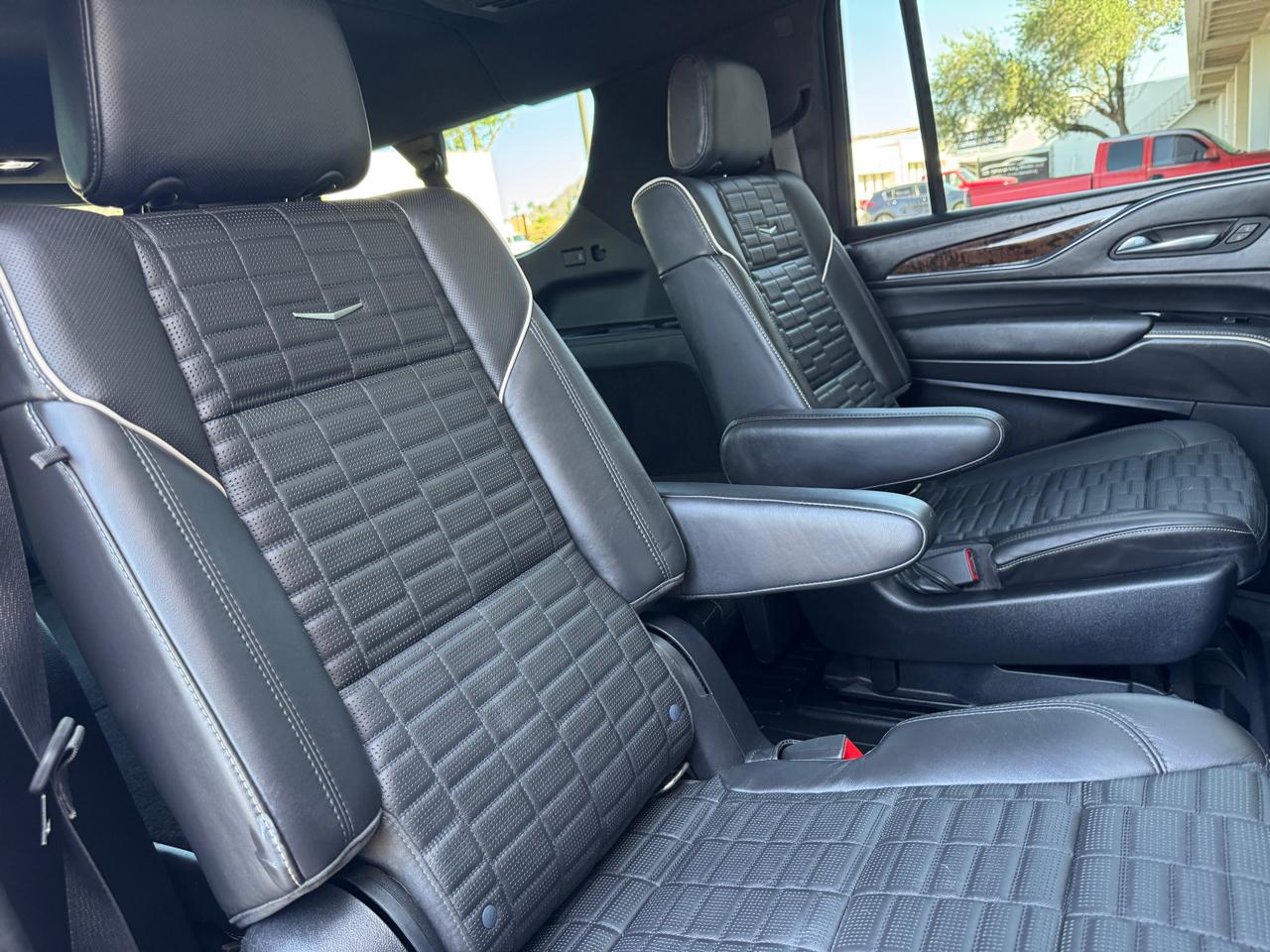 Cadillac Escalade ESV 4WD 4dr Sport Platinum 2021