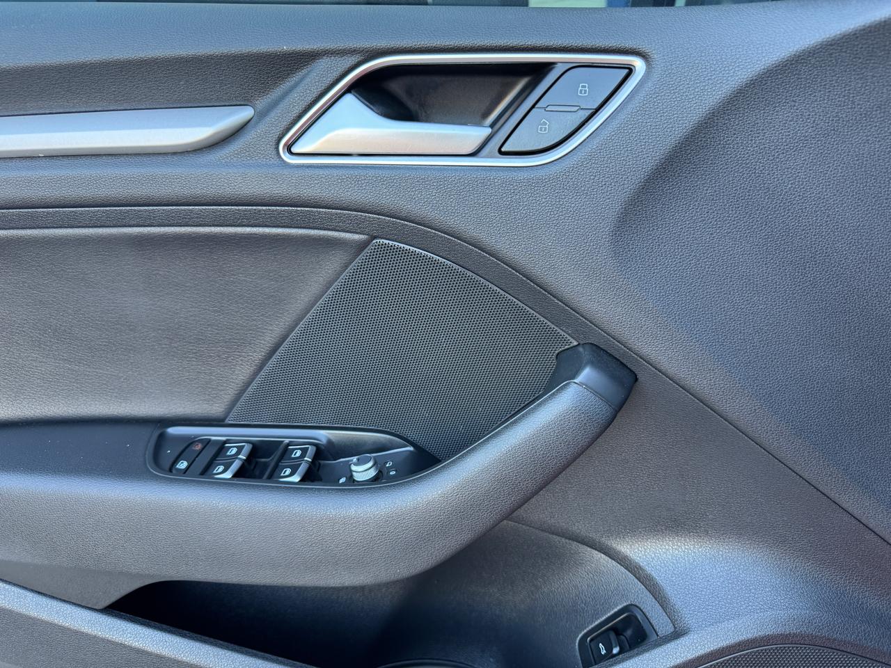 Audi A3 4dr Sdn quattro 2.0T Premium 2016