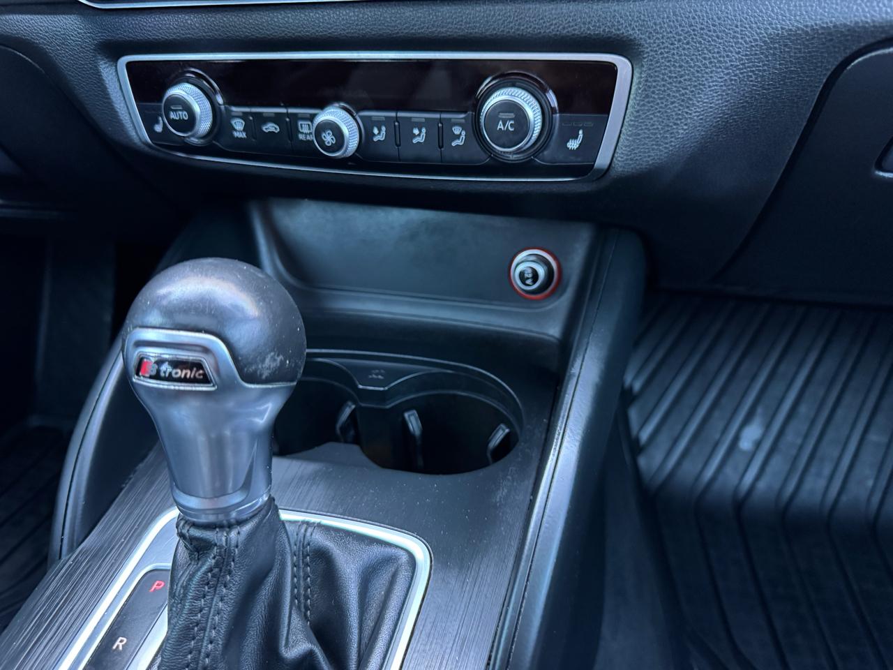 Audi A3 4dr Sdn quattro 2.0T Premium 2016