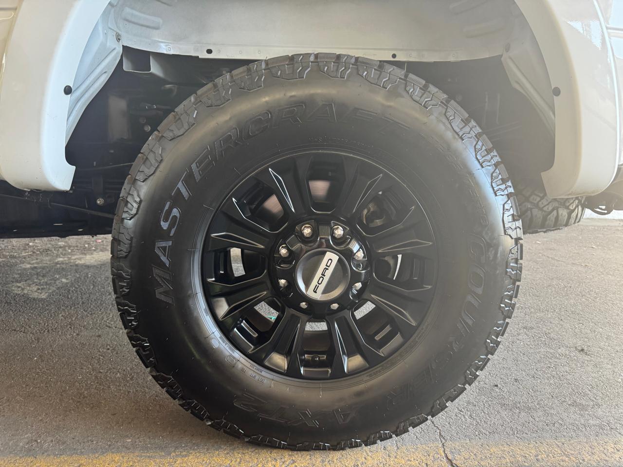 Ford Super Duty F-250 SRW Lariat 4WD Crew Cab 6.75' Box 2022