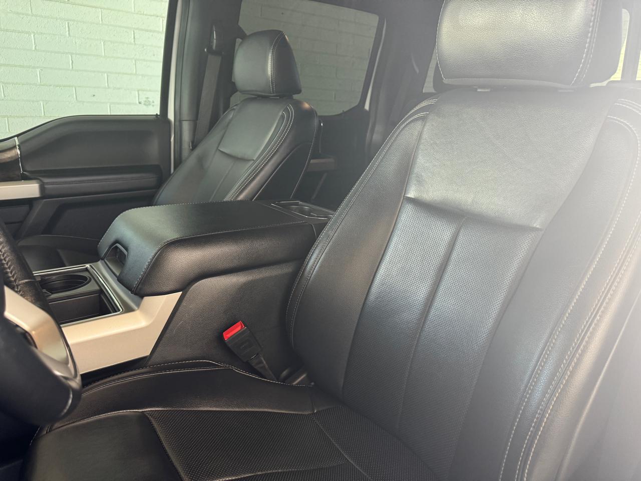 Ford Super Duty F-250 SRW Lariat 4WD Crew Cab 6.75' Box 2022