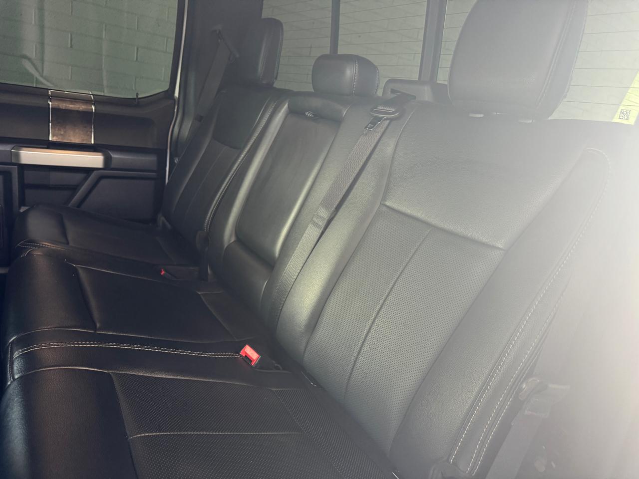 Ford Super Duty F-250 SRW Lariat 4WD Crew Cab 6.75' Box 2022