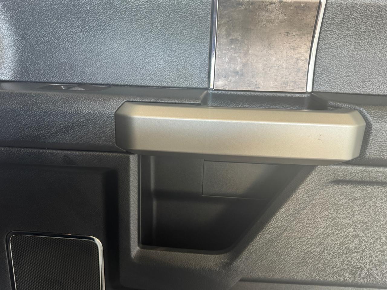 Ford Super Duty F-250 SRW Lariat 4WD Crew Cab 6.75' Box 2022