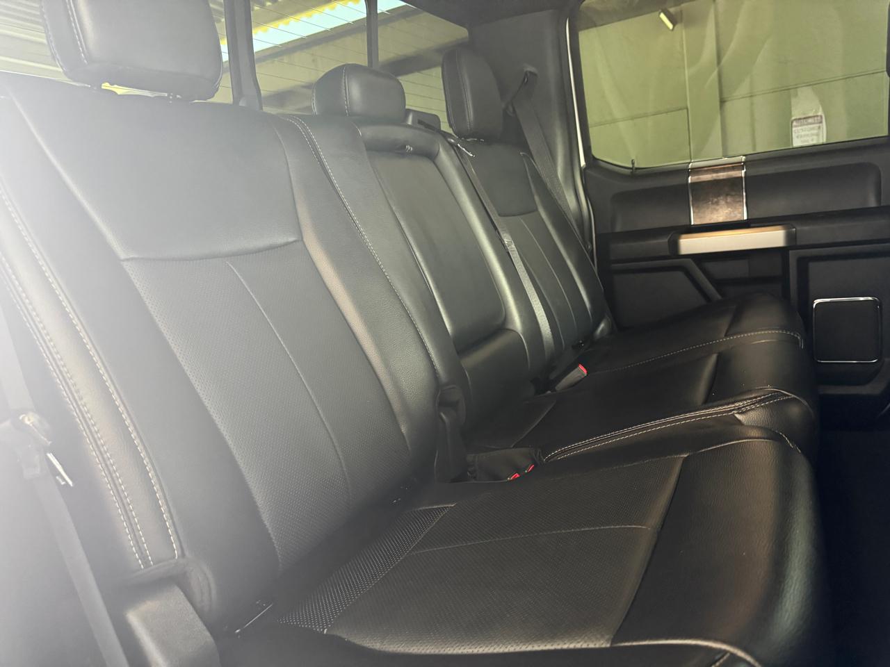 Ford Super Duty F-250 SRW Lariat 4WD Crew Cab 6.75' Box 2022