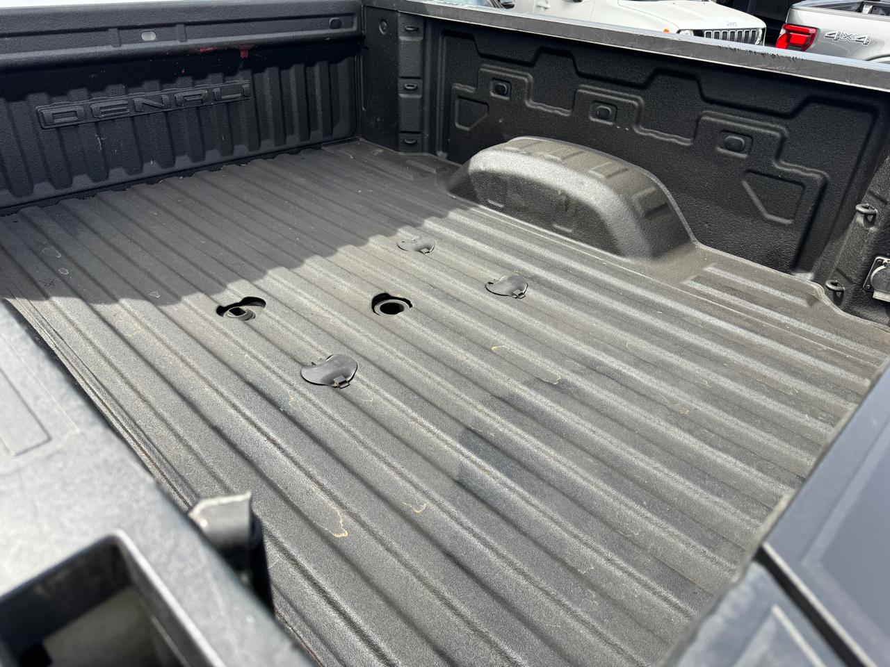 GMC Sierra 2500HD 4WD Crew Cab 159" Denali 2024