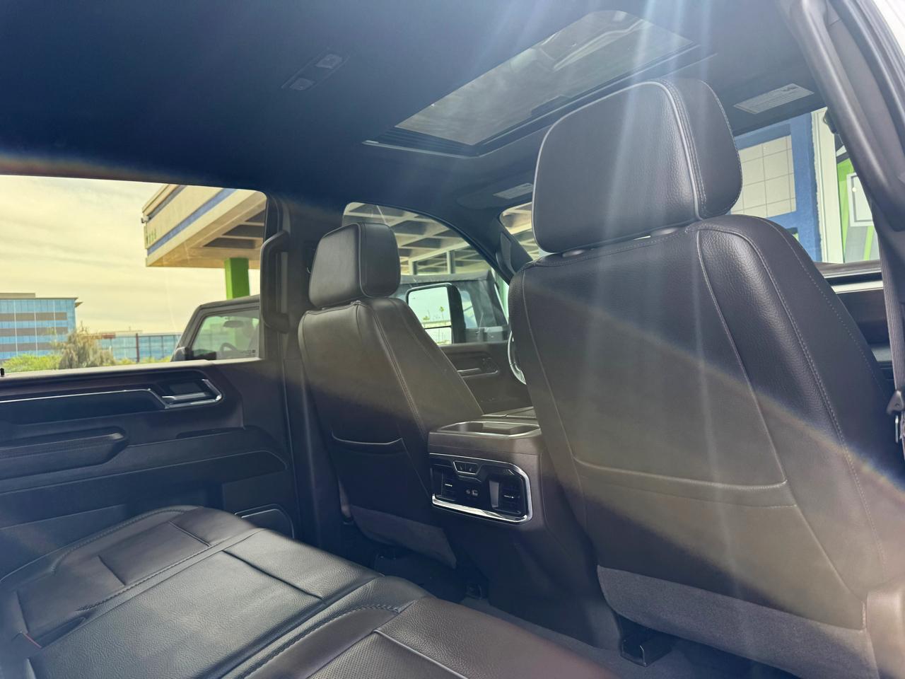 GMC Sierra 2500HD 4WD Crew Cab 159" Denali 2024