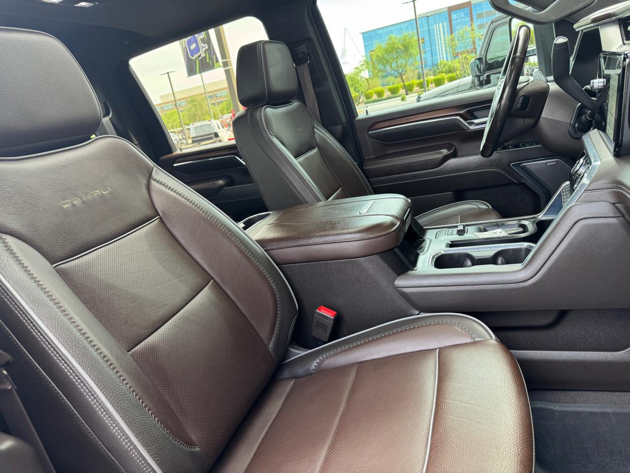 GMC Sierra 2500HD 4WD Crew Cab 159" Denali 2024