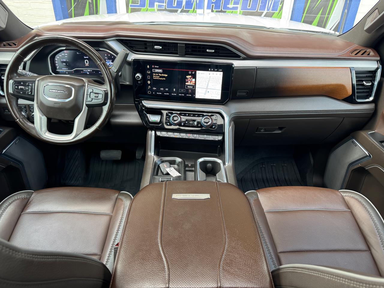 GMC Sierra 2500HD 4WD Crew Cab 159" Denali 2024