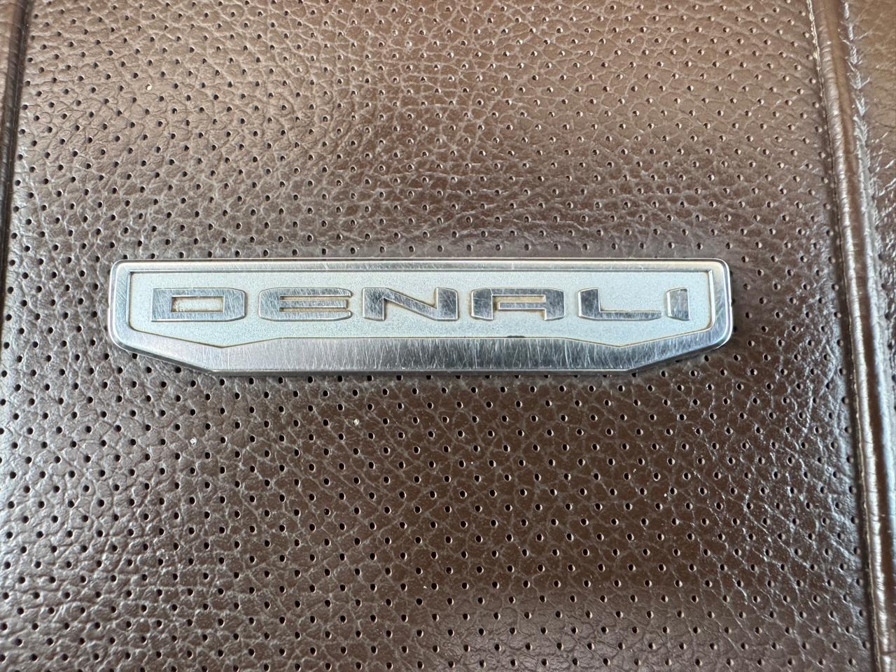 GMC Sierra 2500HD 4WD Crew Cab 159" Denali 2024