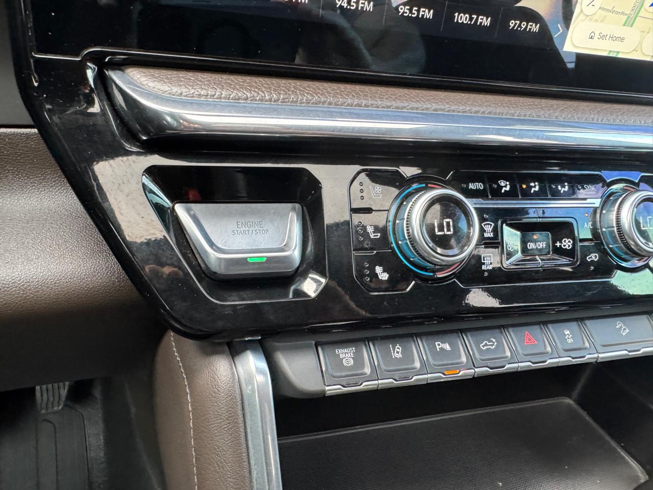 GMC Sierra 2500HD 4WD Crew Cab 159" Denali 2024