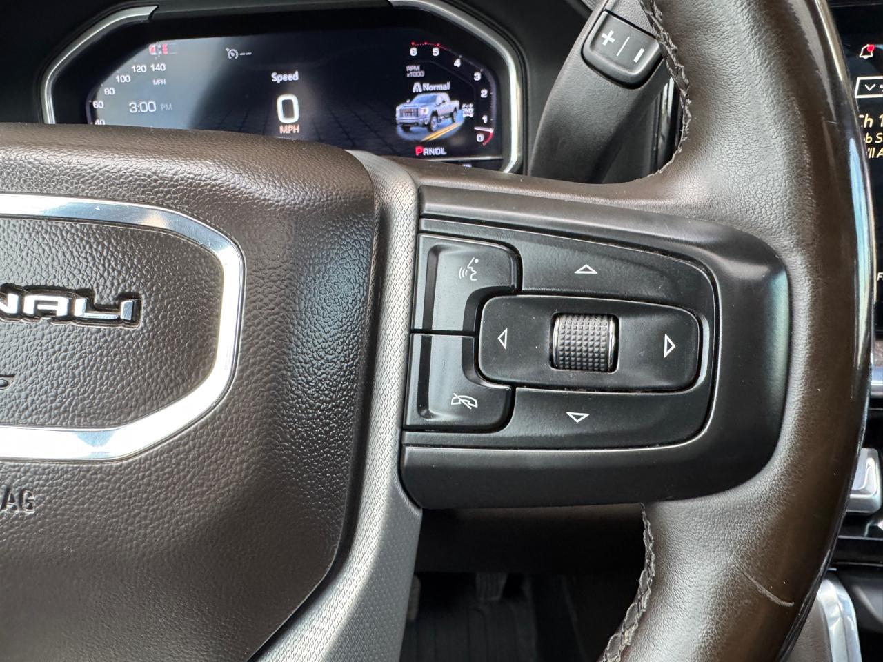 GMC Sierra 2500HD 4WD Crew Cab 159" Denali 2024