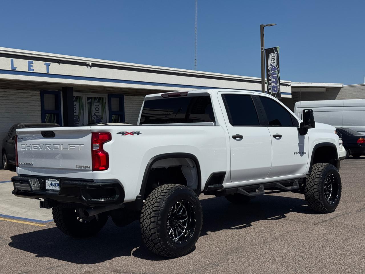 Chevrolet Silverado 2500HD 4WD Crew Cab 159" Custom 2020