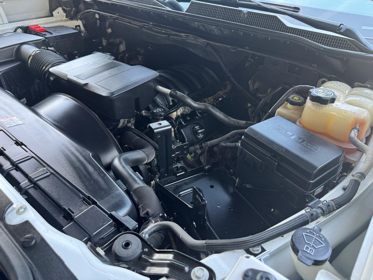 Chevrolet Silverado 2500HD 4WD Crew Cab 159" Custom 2020