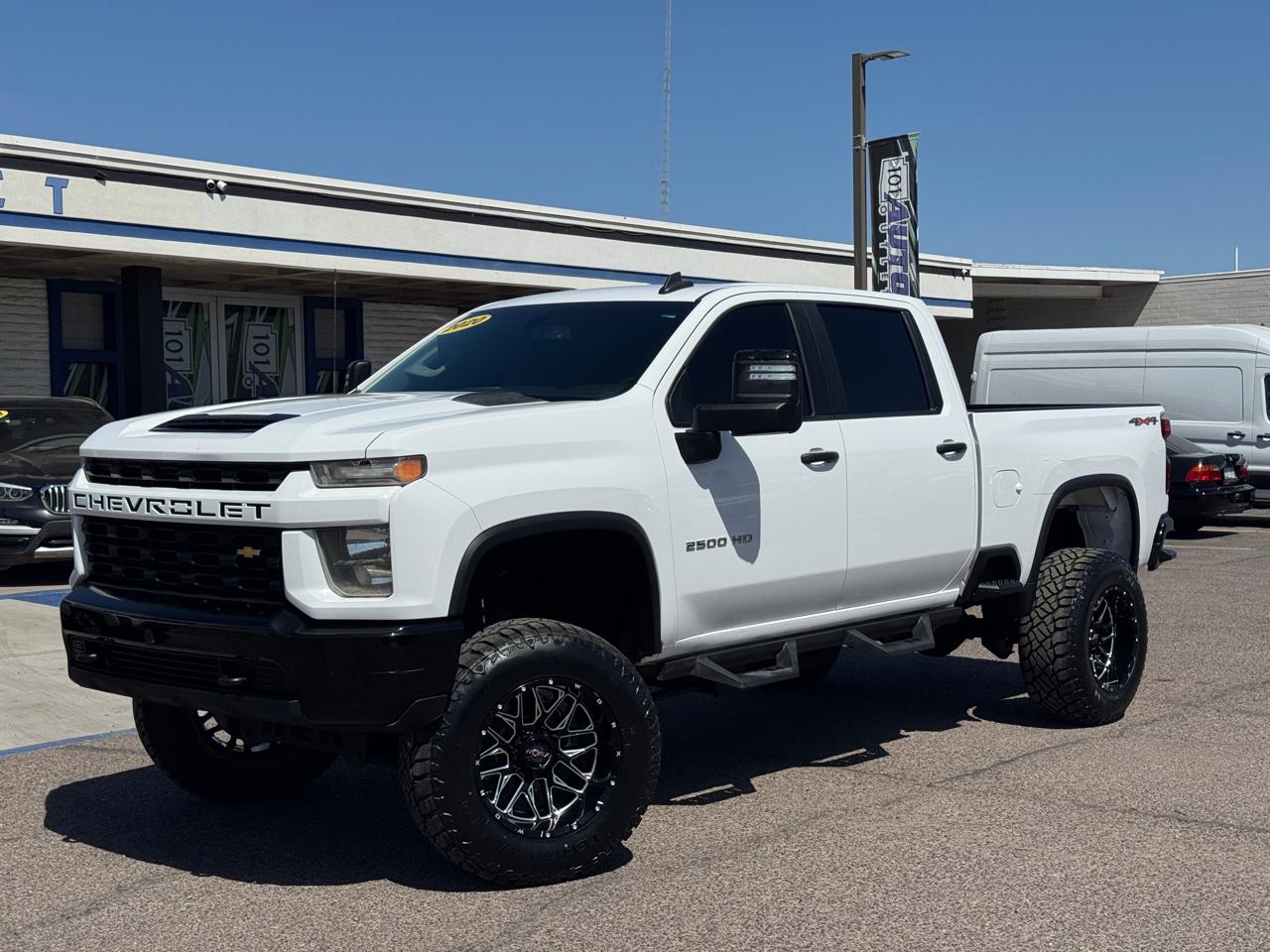 2020 Chevrolet Silverado 2500HD 4WD Crew Cab 159" Custom