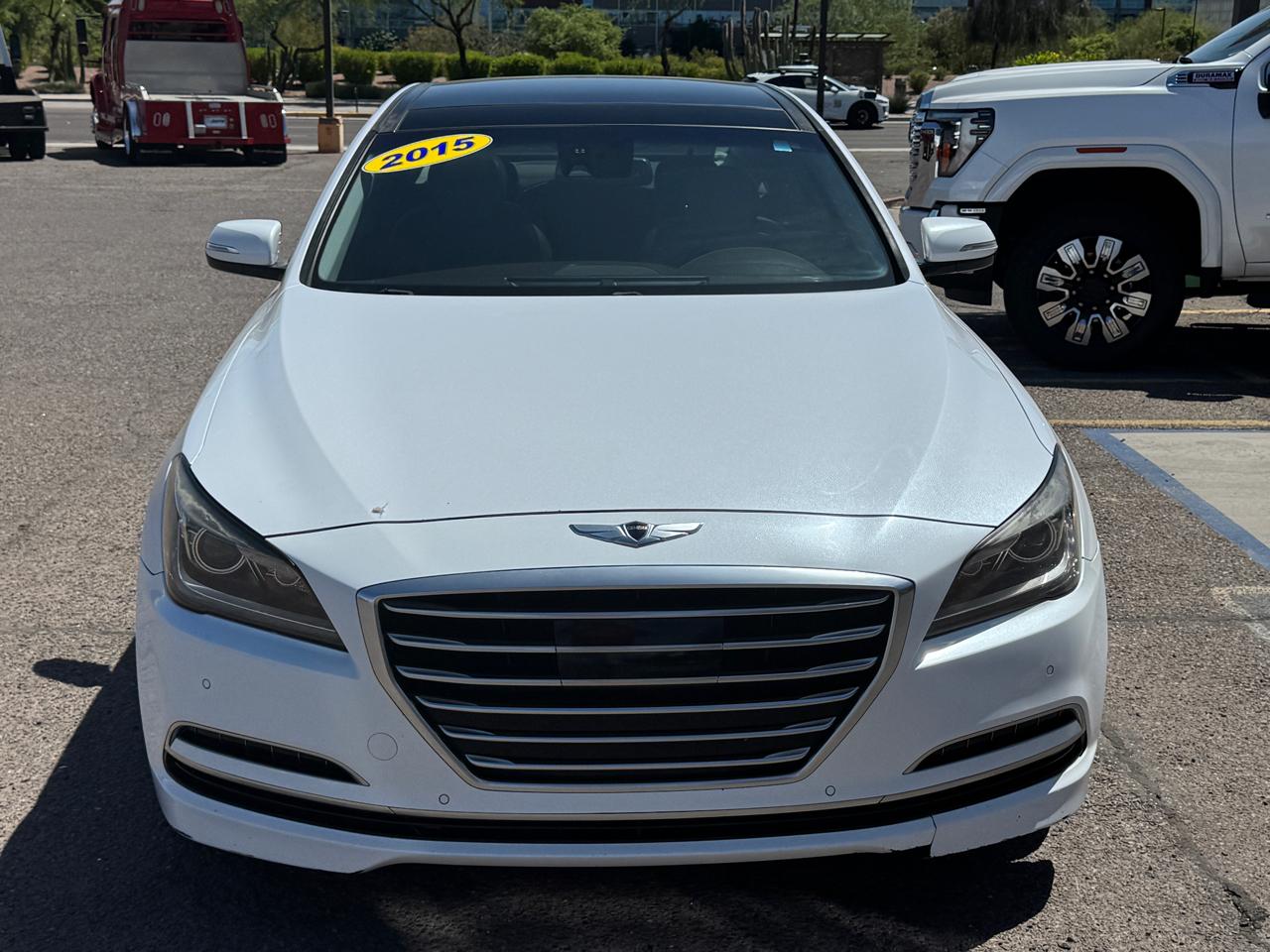 Hyundai Genesis 4dr Sdn V6 3.8L RWD 2015