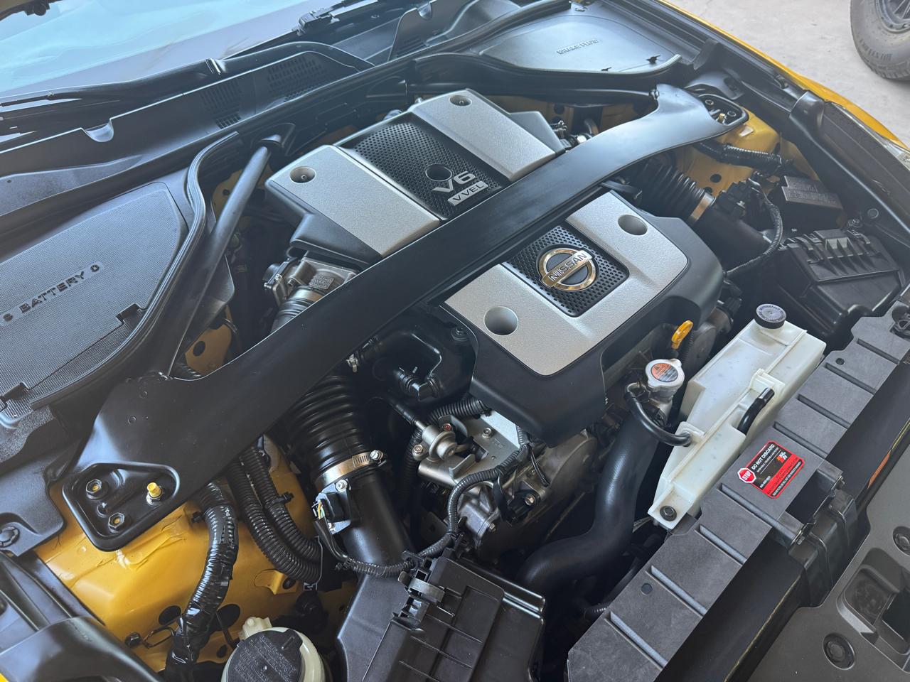 Nissan 370Z 2dr Cpe Auto Touring 2009