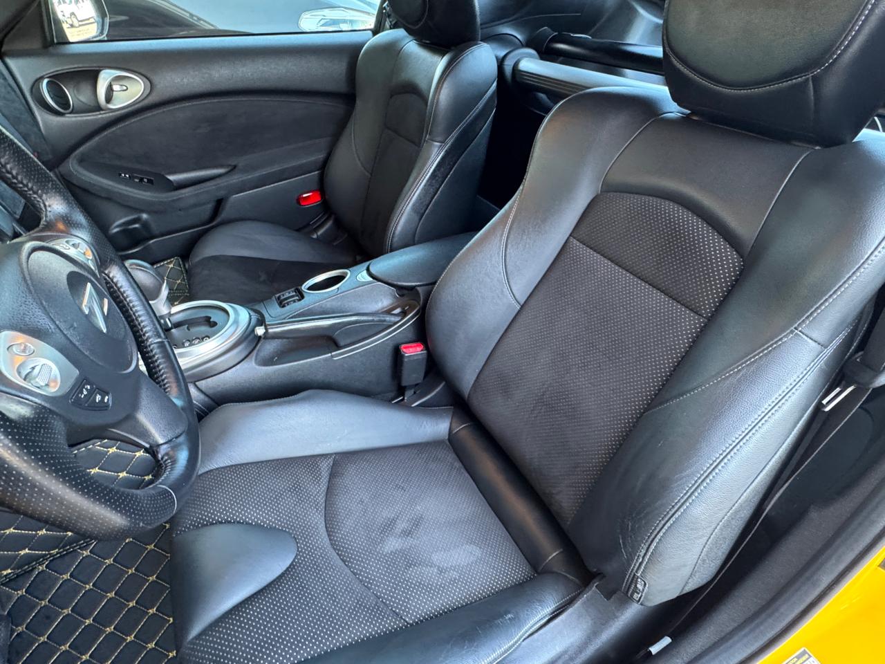 Nissan 370Z 2dr Cpe Auto Touring 2009