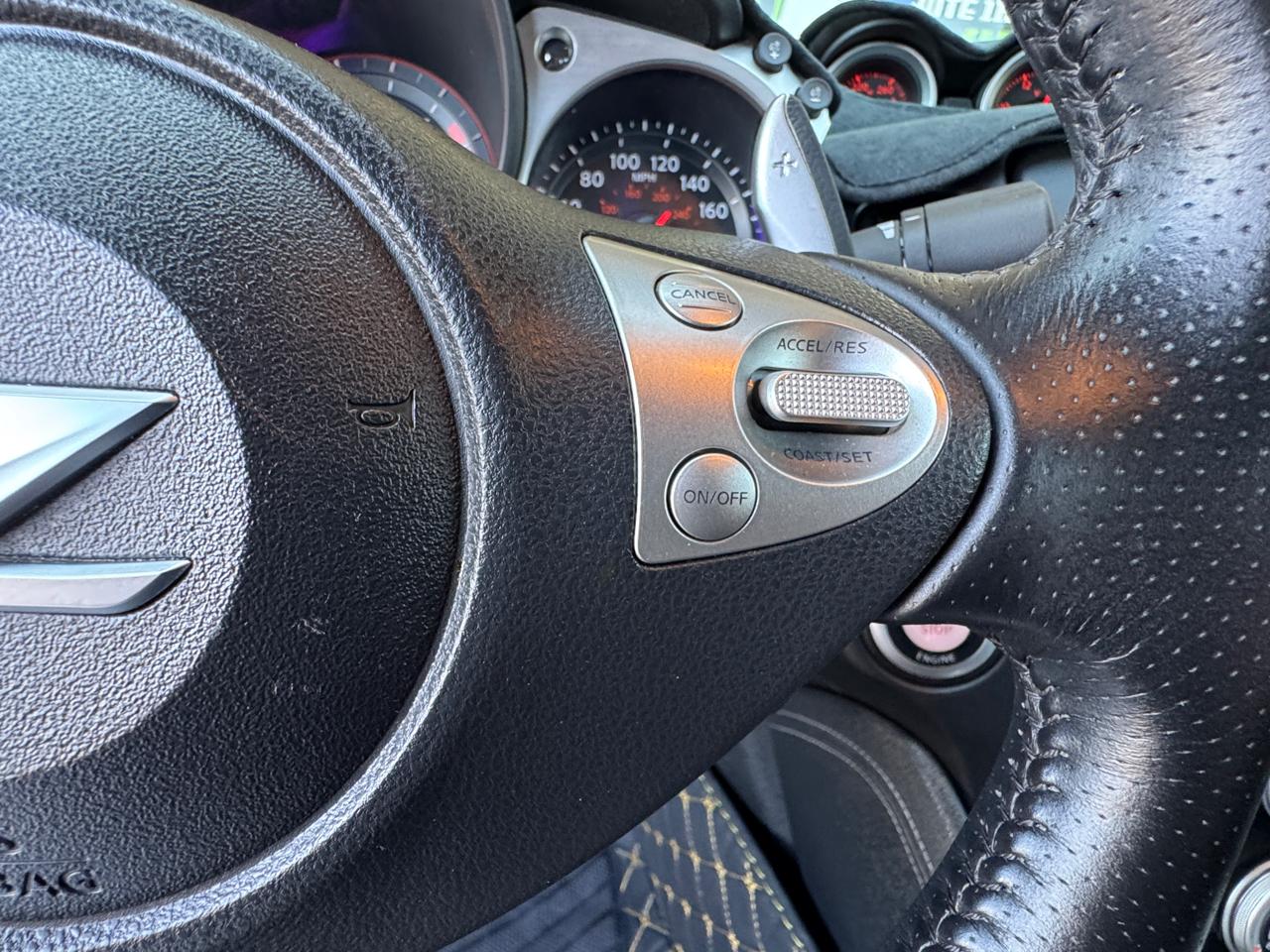 Nissan 370Z 2dr Cpe Auto Touring 2009