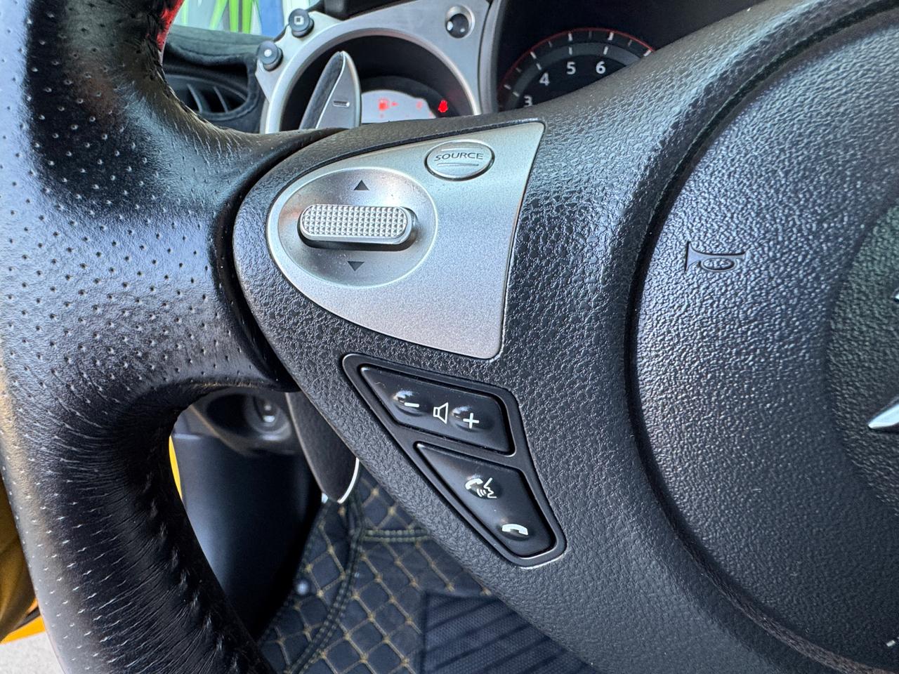 Nissan 370Z 2dr Cpe Auto Touring 2009