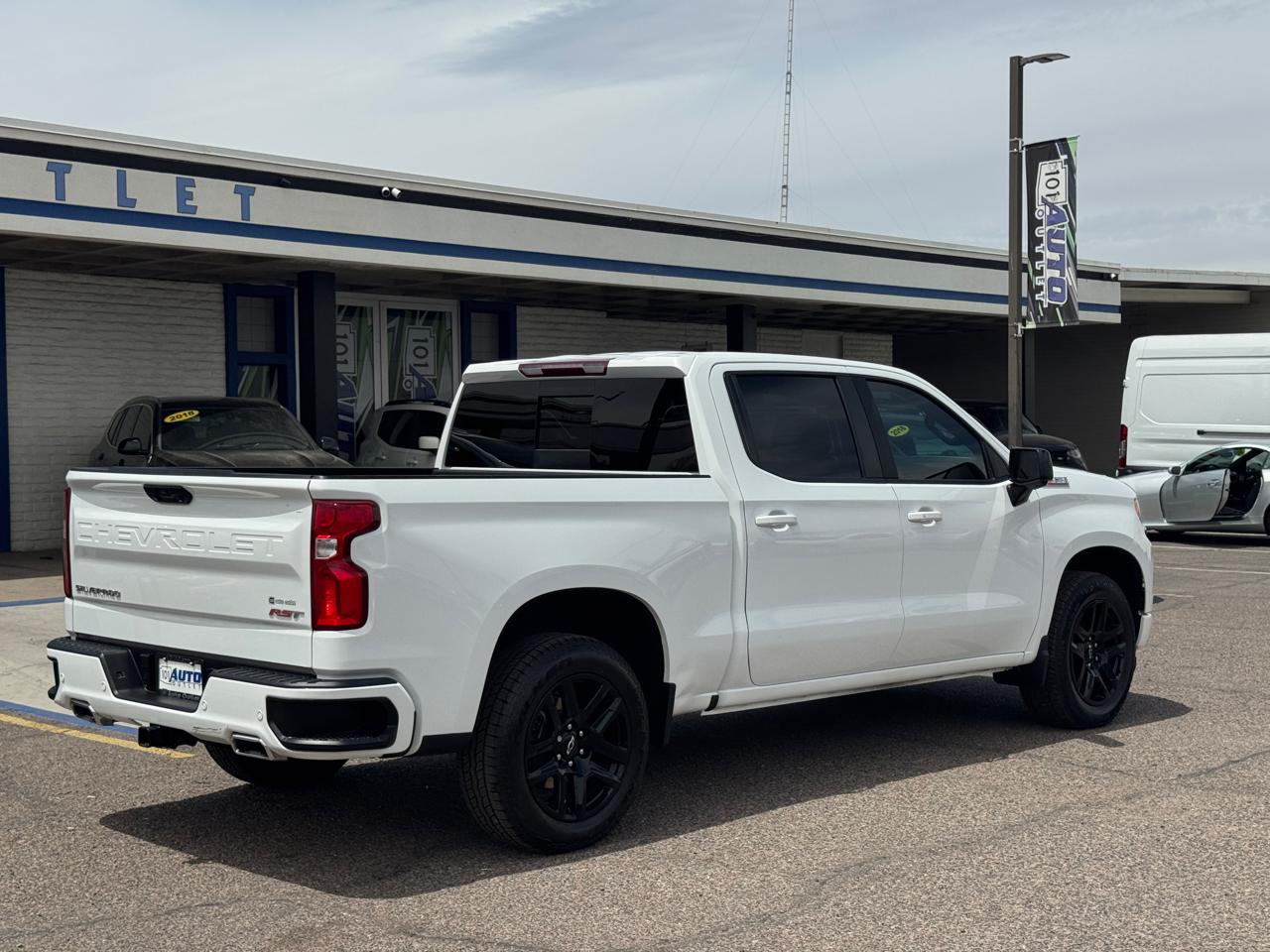 Chevrolet Silverado 1500 4WD Crew Cab 147" RST 2023