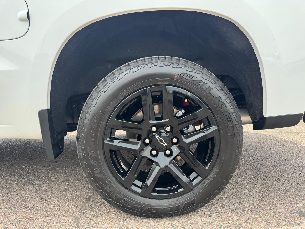 Chevrolet Silverado 1500 4WD Crew Cab 147" RST 2023