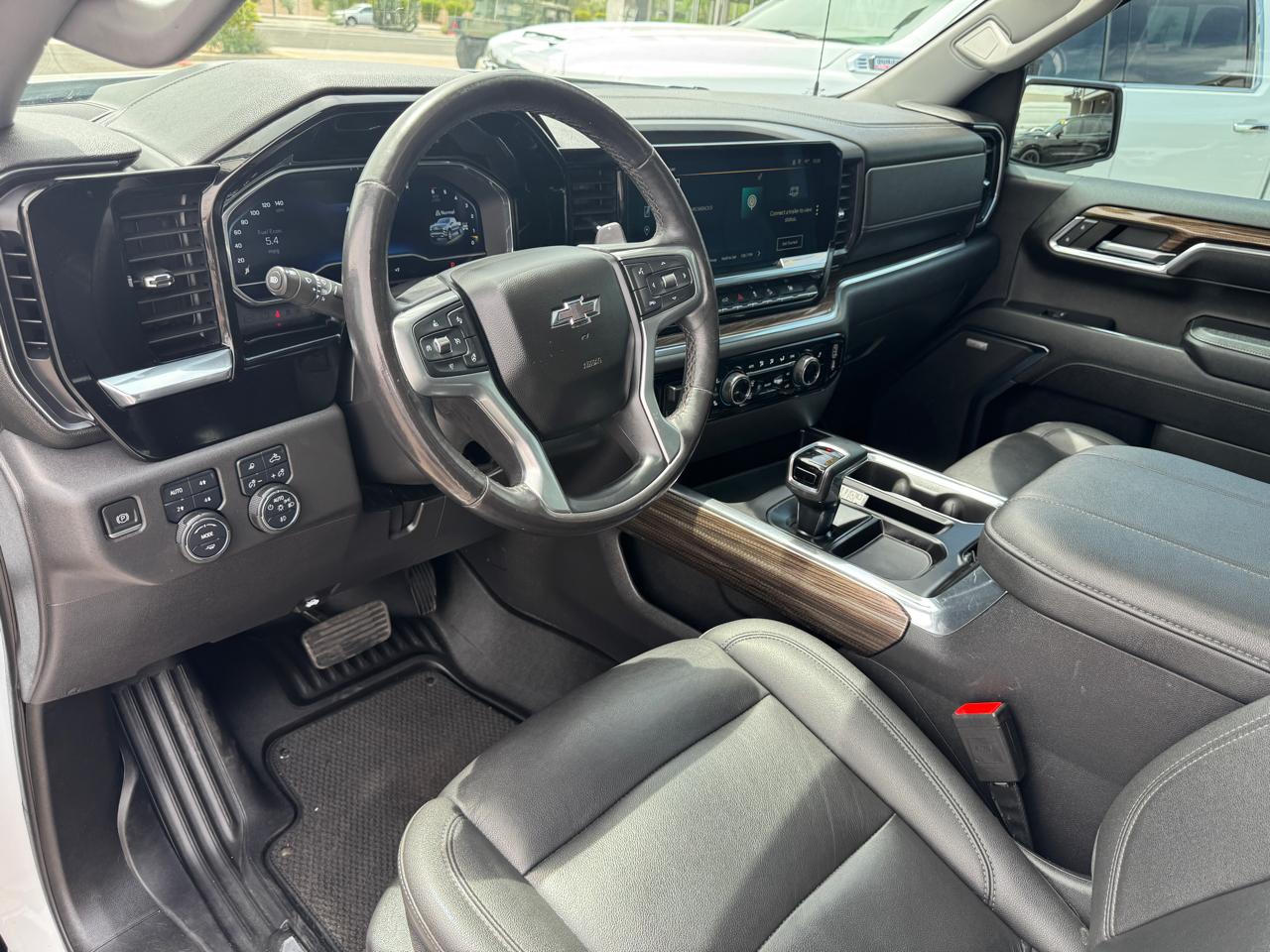 Chevrolet Silverado 1500 4WD Crew Cab 147" RST 2023