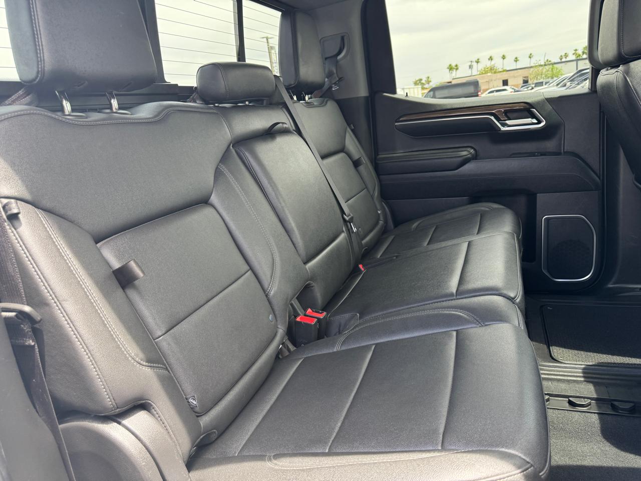 Chevrolet Silverado 1500 4WD Crew Cab 147" RST 2023