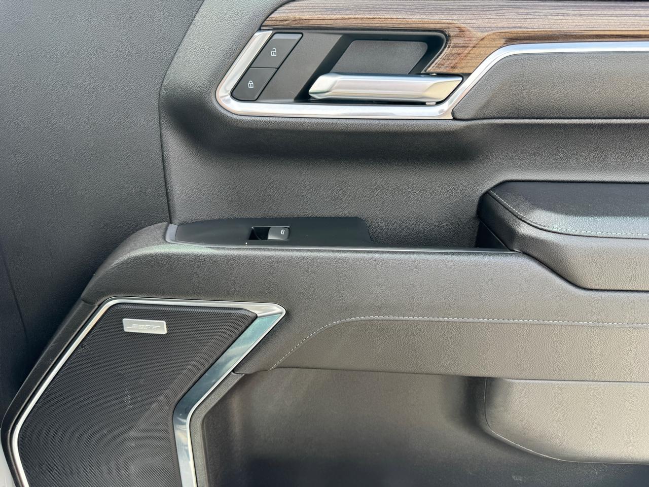 Chevrolet Silverado 1500 4WD Crew Cab 147" RST 2023