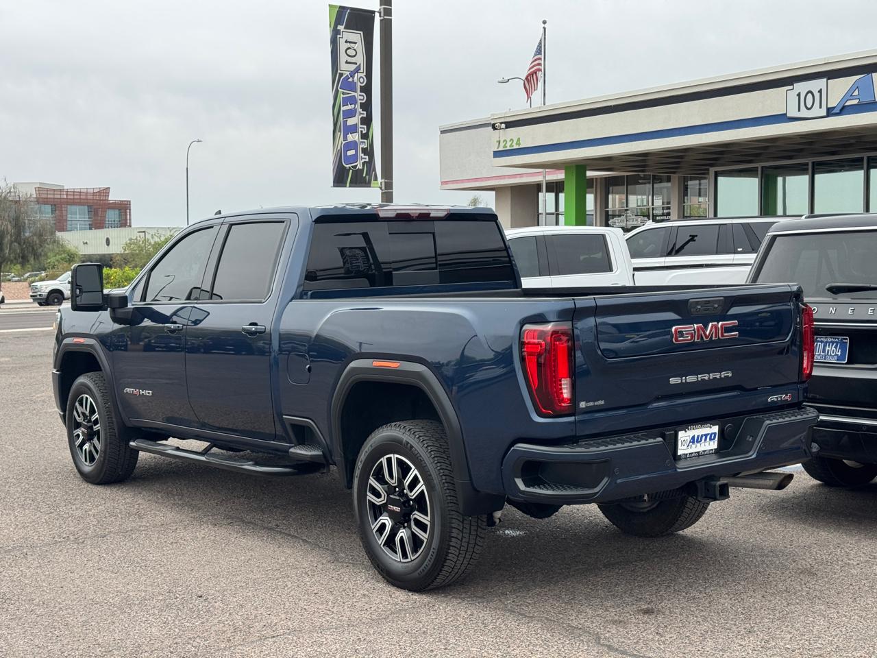 GMC Sierra 2500HD 4WD Crew Cab 159" AT4 2021