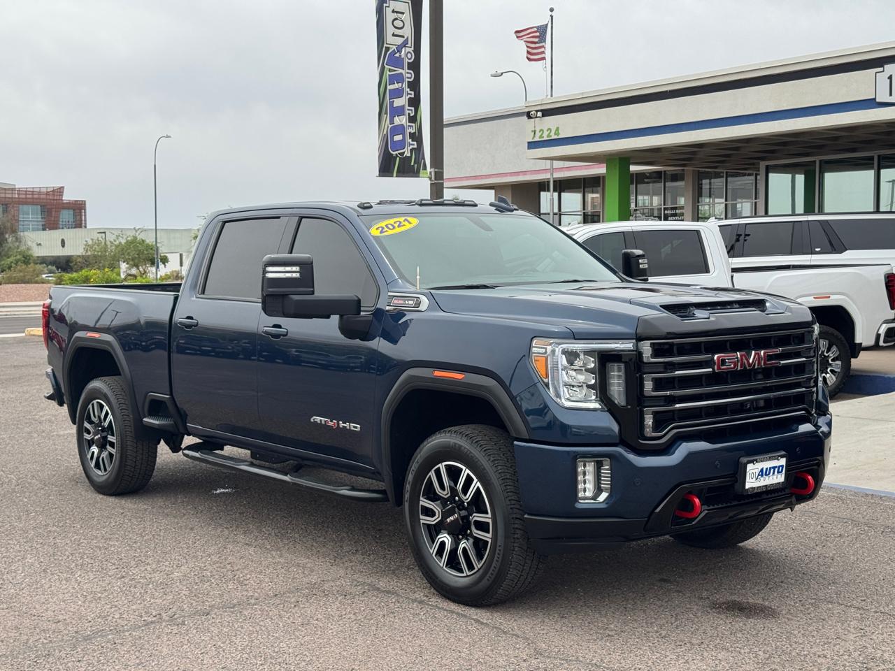 GMC Sierra 2500HD 4WD Crew Cab 159" AT4 2021