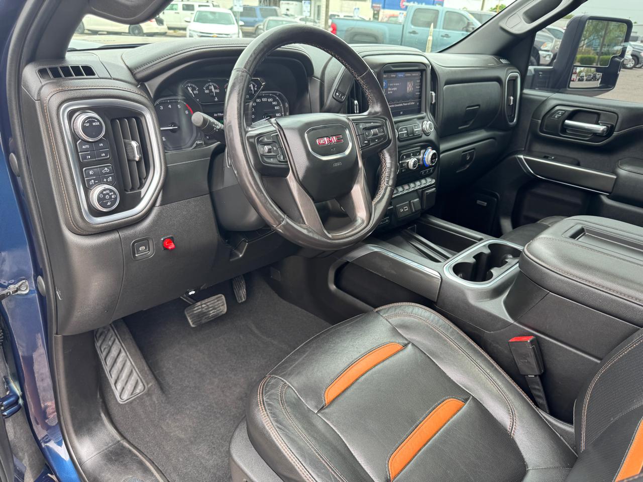 GMC Sierra 2500HD 4WD Crew Cab 159" AT4 2021