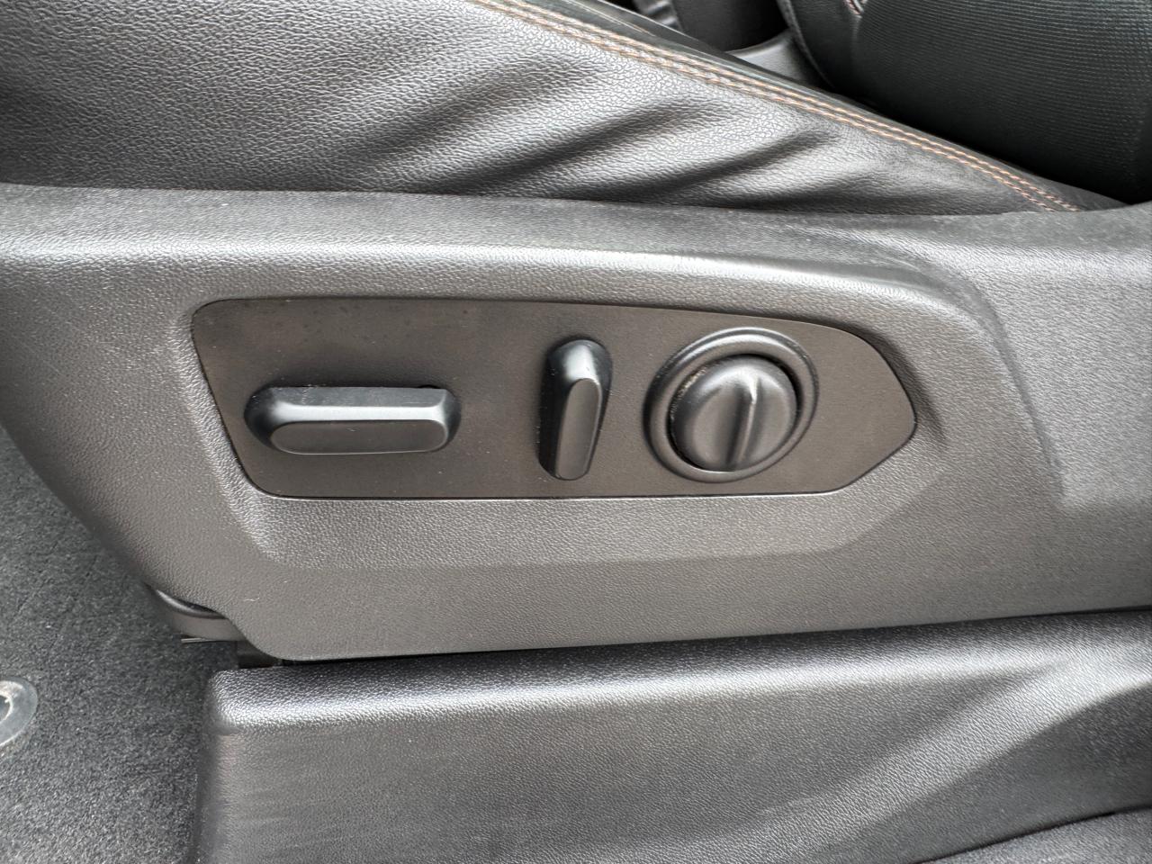 GMC Sierra 2500HD 4WD Crew Cab 159" AT4 2021