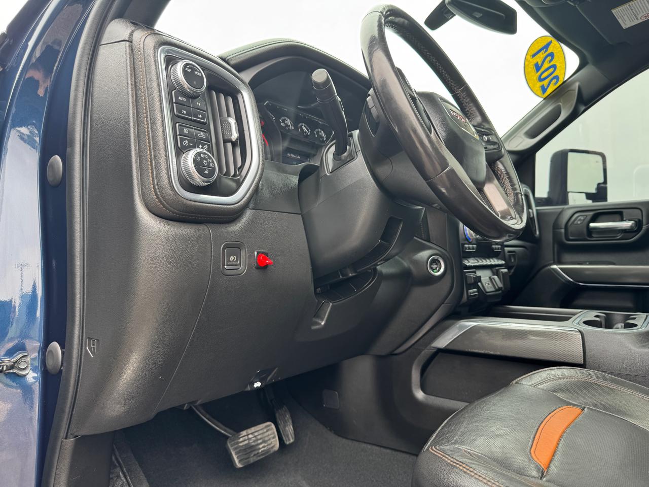GMC Sierra 2500HD 4WD Crew Cab 159" AT4 2021