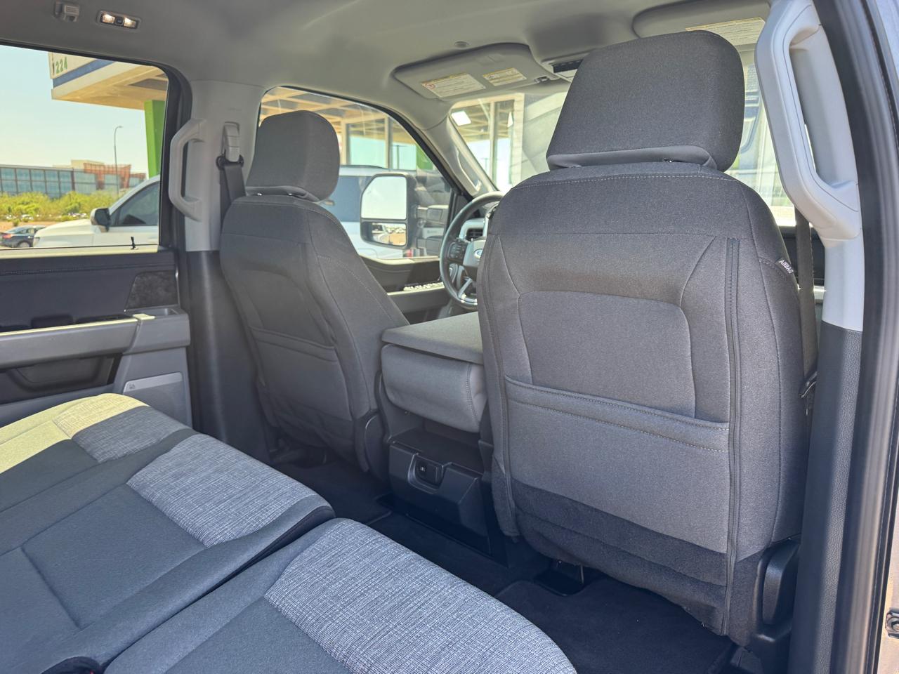 Ford Super Duty F-250 SRW XLT 4WD Crew Cab 6.75' Box 2024