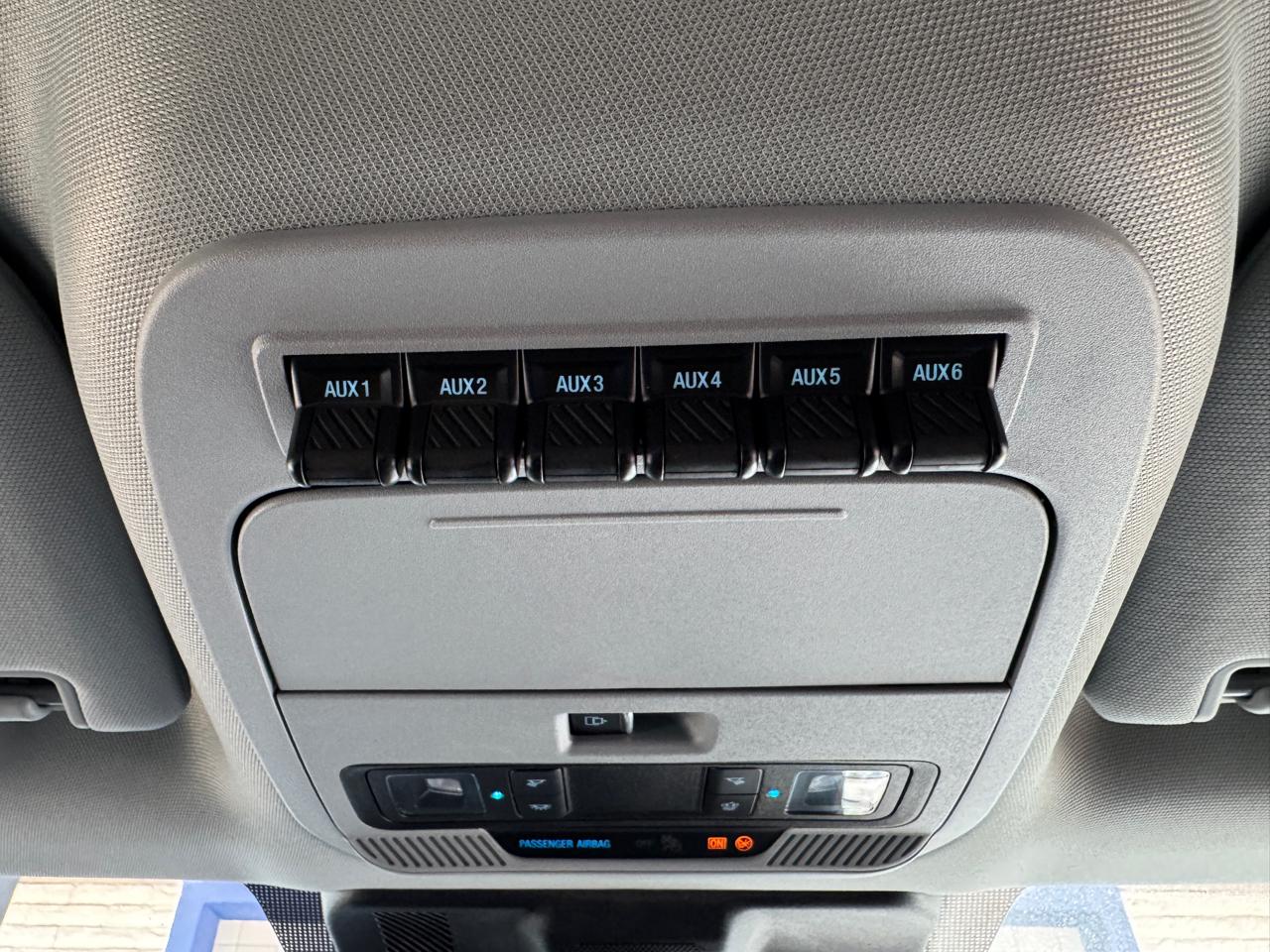 Ford Super Duty F-250 SRW XLT 4WD Crew Cab 6.75' Box 2024