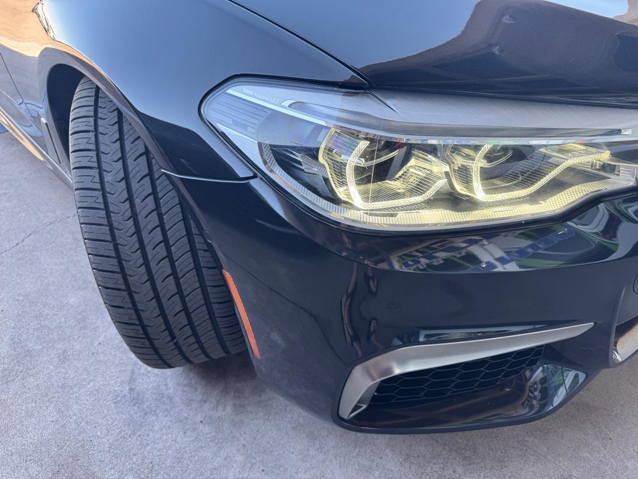 BMW 5 Series M550i xDrive Sedan 2020