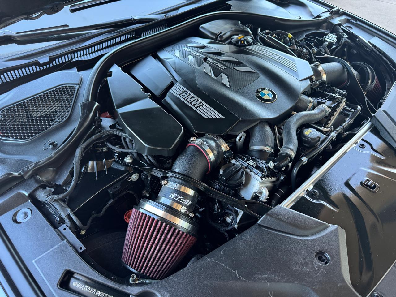 BMW 5 Series M550i xDrive Sedan 2020