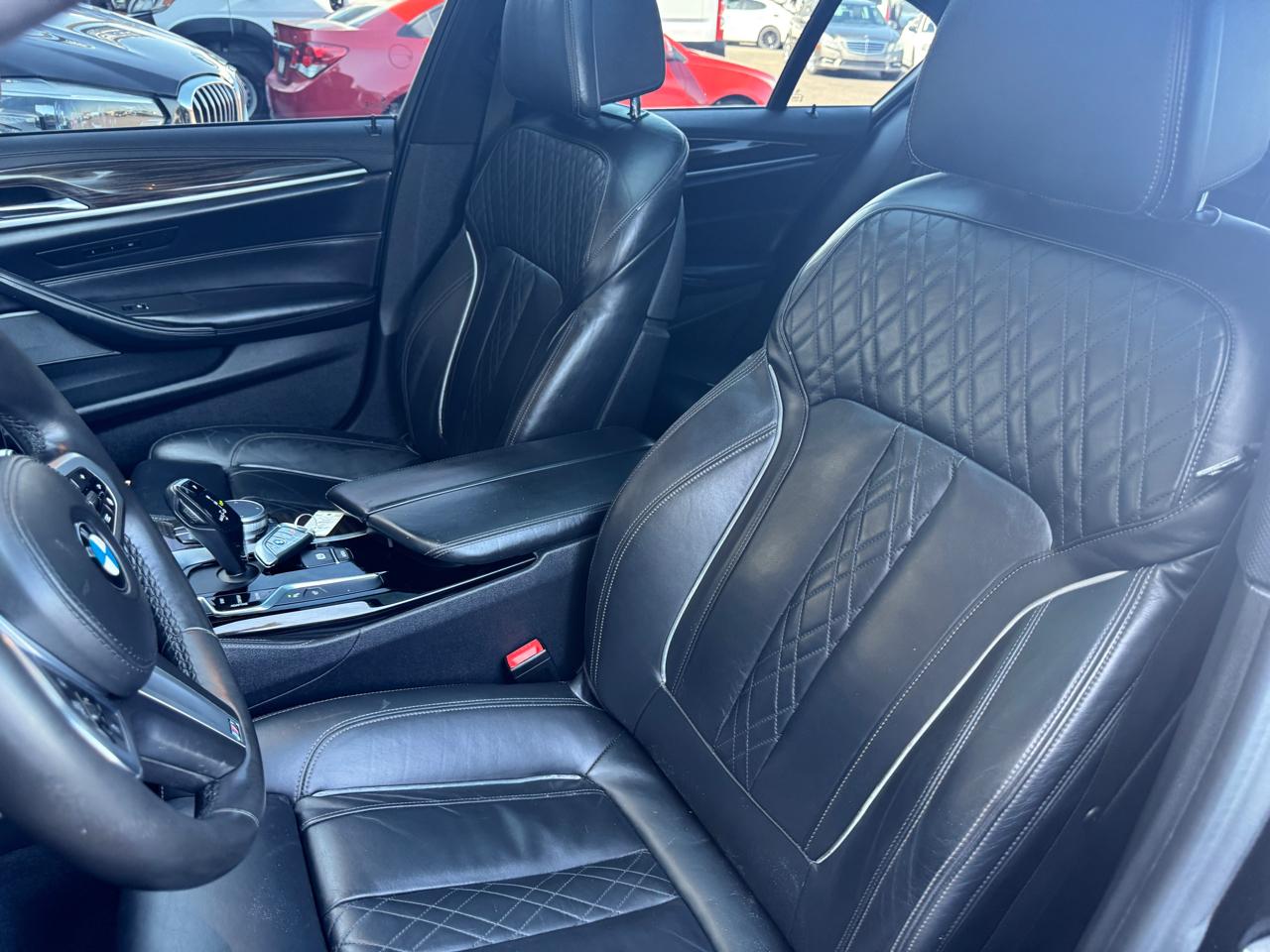 BMW 5 Series M550i xDrive Sedan 2020