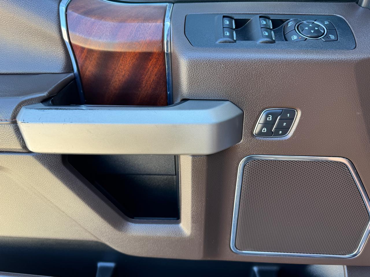 Ford F-150 SuperCrew 150" King Ranch 4WD 2019