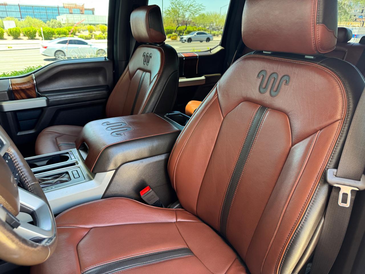 Ford F-150 SuperCrew 150" King Ranch 4WD 2019