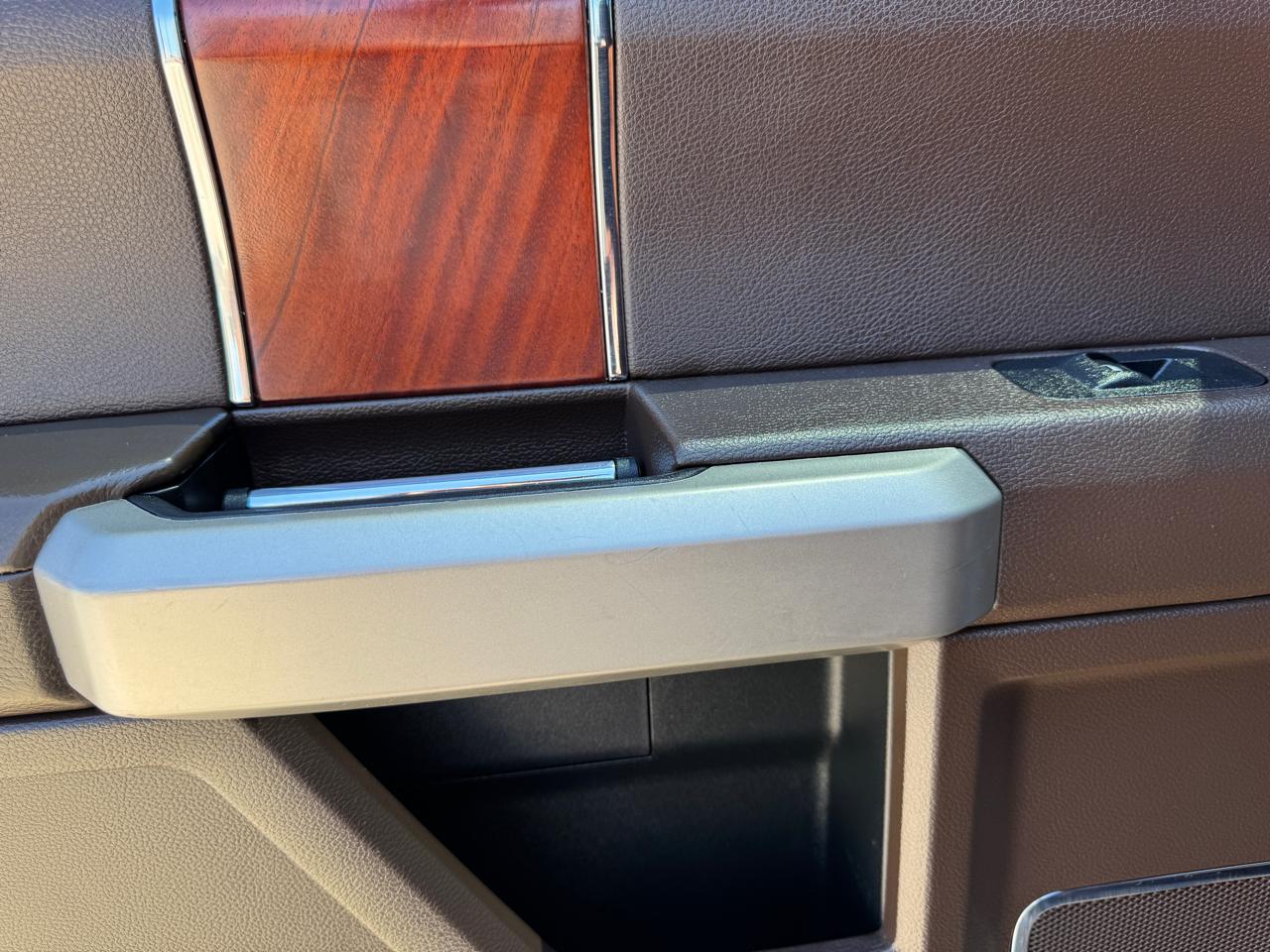 Ford F-150 SuperCrew 150" King Ranch 4WD 2019