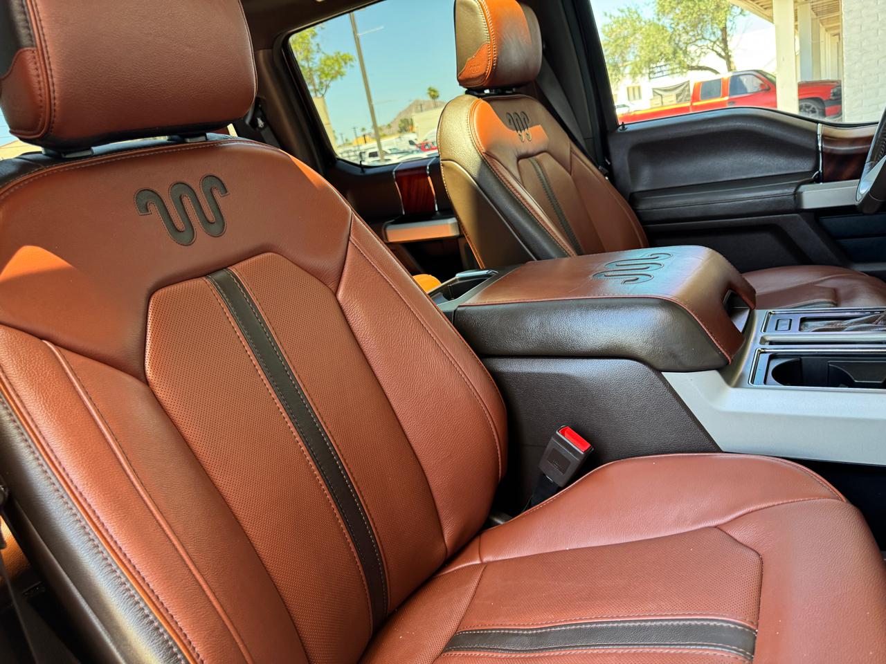 Ford F-150 SuperCrew 150" King Ranch 4WD 2019