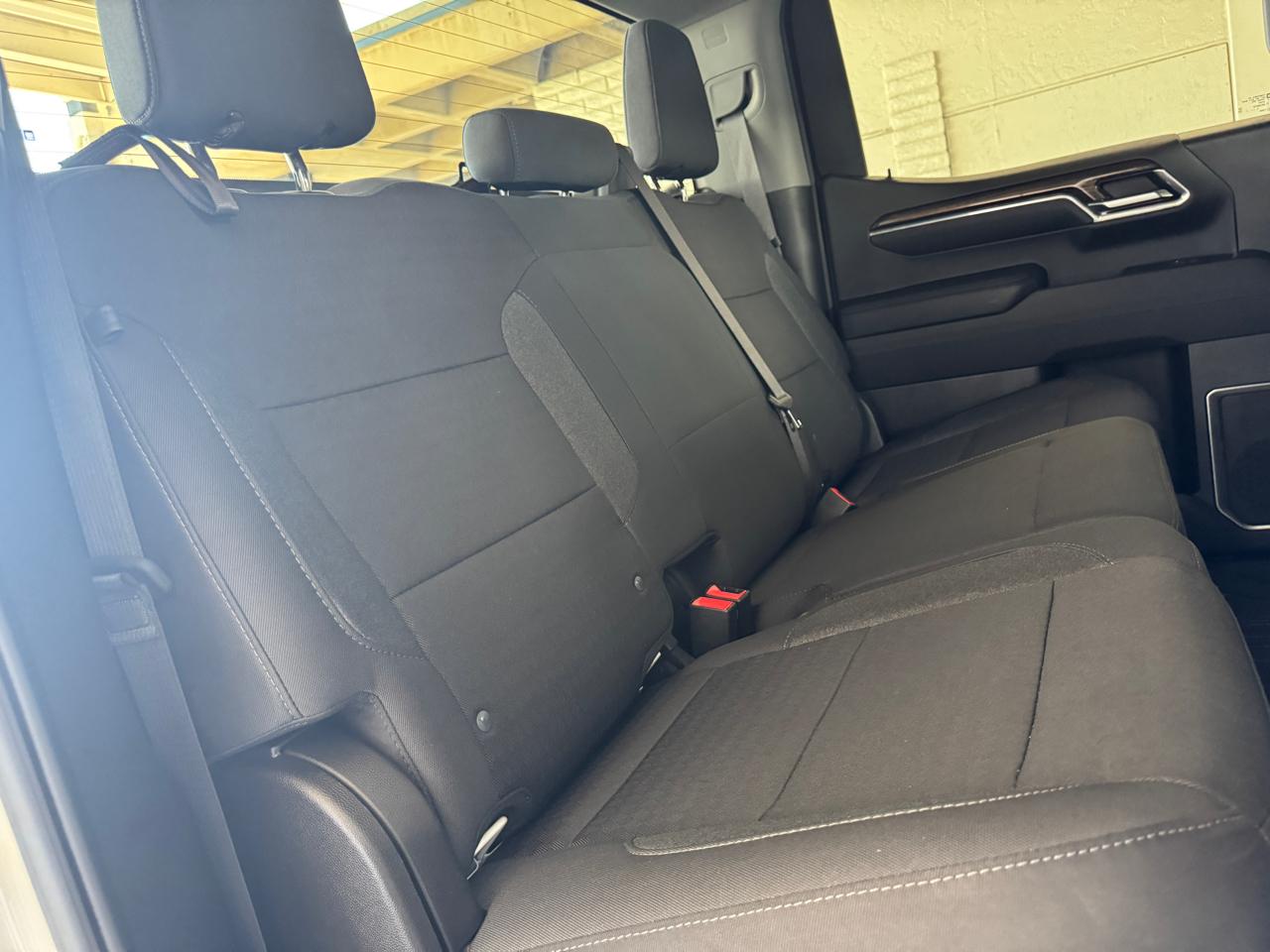 Chevrolet Silverado 1500 4WD Crew Cab 147" LT 2024