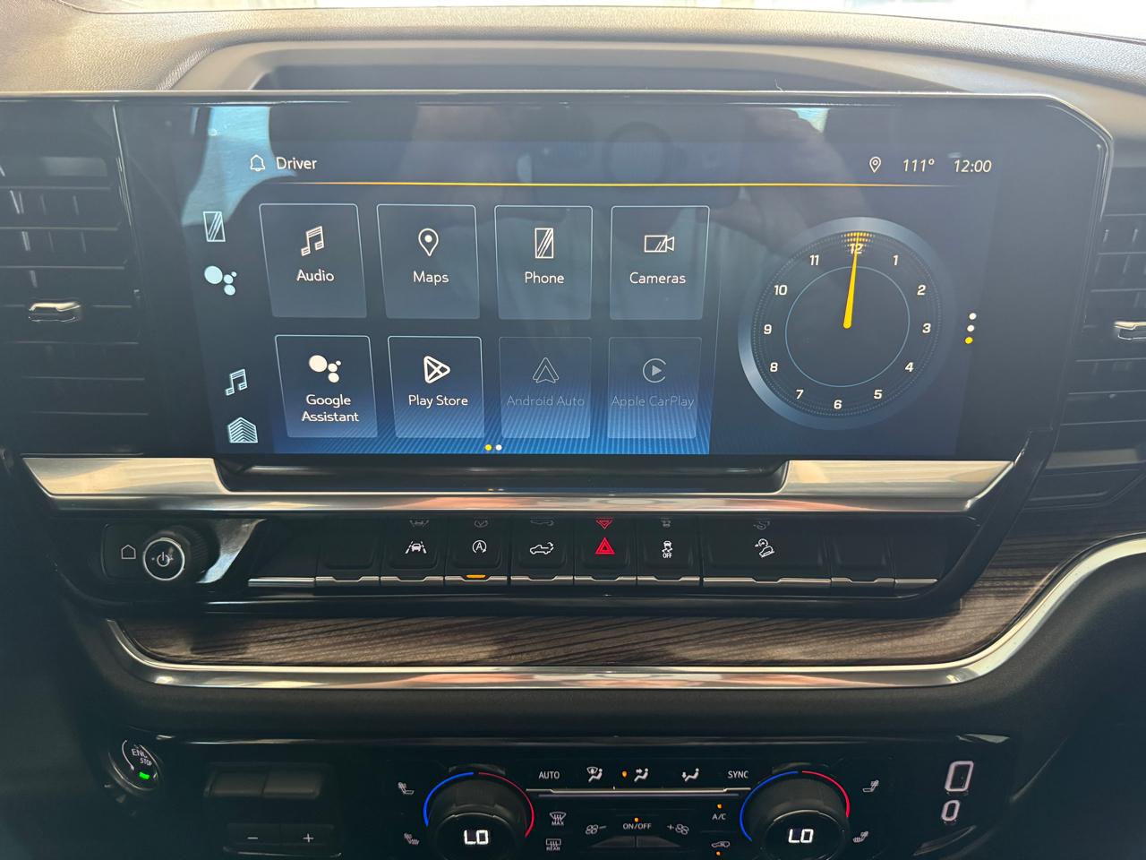 Chevrolet Silverado 1500 4WD Crew Cab 147" LT 2024
